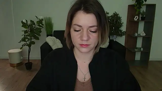 Snapshot of MariaSttone chatting on 02.16.25 MariaSttone online show from 02.16.25