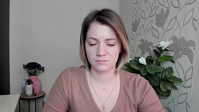 Snapshot of MariaSttone chatting on 02.27.25 MariaSttone online show from 02.27.25