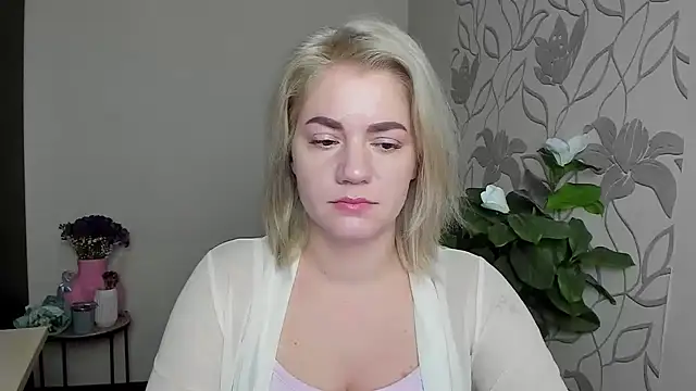 MariaSttone online show from 11.15.25