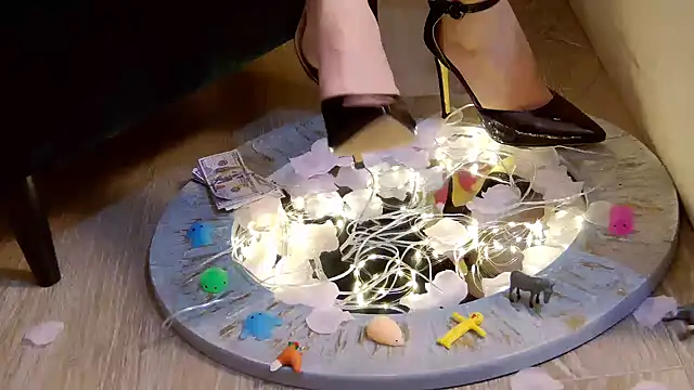 Snapshot of FeetVibe chatting on 01.15.25 FeetVibe online show from 01.15.25