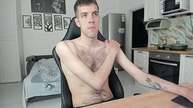 Snapshot of White_Dylan chatting on 07.11.26 White Dylan online show from 07.11.26