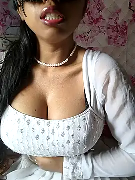 Snapshot of sandy_naughty chatting on 03.27.26 sandy naughty online show from 03.27.26