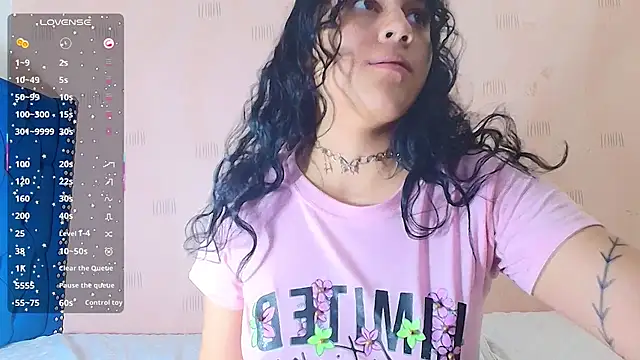 Snapshot of realshy-Stepsis chatting on 02.15.25 realshy-Stepsis online show from 02.15.25