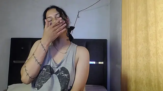 Snapshot of realshy-Stepsis chatting on 04.14.26 realshy-Stepsis online show from 04.14.26
