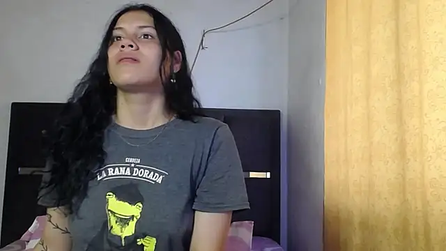 Snapshot of realshy-Stepsis chatting on 04.21.26 realshy-Stepsis online show from 04.21.26