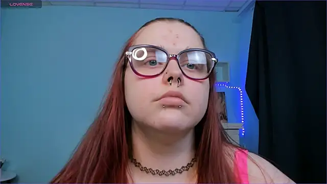 Snapshot of Crow_Diam0nd chatting on 12.07.24 Crow Diam0nd online show from 12.07.24