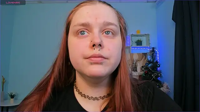 Snapshot of Crow_Diam0nd chatting on 12.19.24 Crow Diam0nd online show from 12.19.24