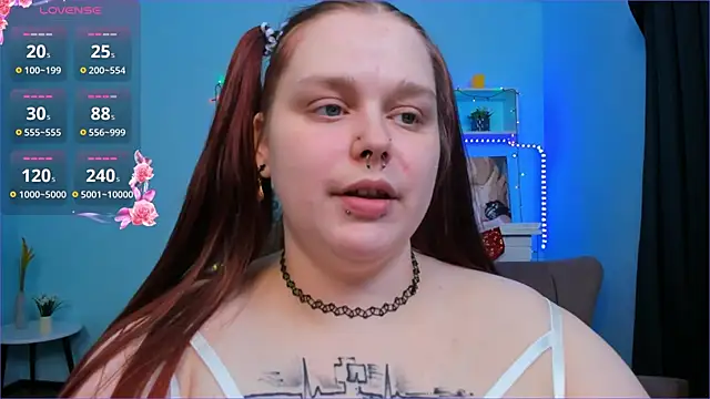 Snapshot of Crow_Diam0nd chatting on 12.23.24 Crow Diam0nd online show from 12.23.24