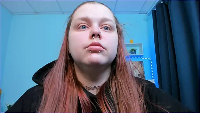 Snapshot of Crow_Diam0nd chatting on 01.28.25 Crow Diam0nd online show from 01.28.25