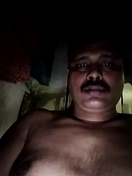 Snapshot of Vinay-kumar89 chatting on 12.21.25 Vinay-kumar89 online show from 12.21.25