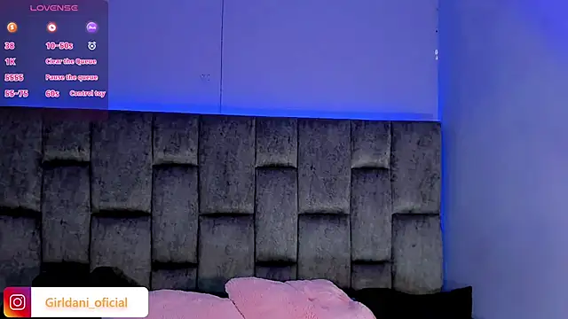 Liittle foxxxy online show from 01.28.25