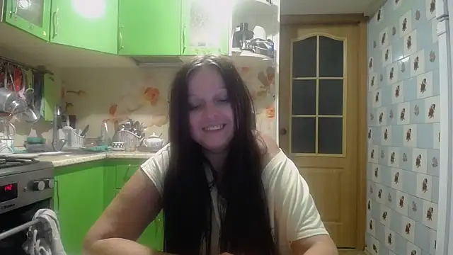 Snapshot of CatMelissa chatting on 09.27.25 CatMelissa online show from 09.27.25
