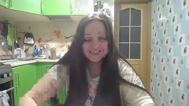 Snapshot of CatMelissa chatting on 04.30.26 CatMelissa online show from 04.30.26