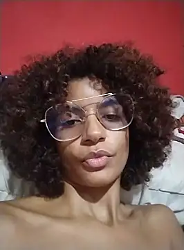 Snapshot of Emanuelle_manu chatting on 01.14.25 Emanuelle manu online show from 01.14.25