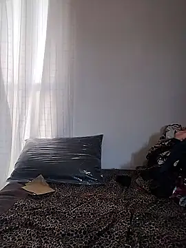 Snapshot of Emanuelle_manu chatting on 02.06.25 Emanuelle manu online show from 02.06.25