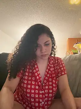 Snapshot of ladylavish chatting on 04.07.26 ladylavish online show from 04.07.26