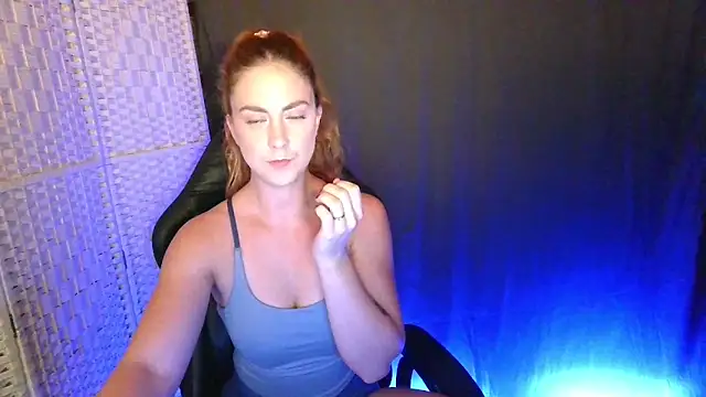 Snapshot of KayleyxEmily chatting on 09.15.25 KayleyxEmily online show from 09.15.25