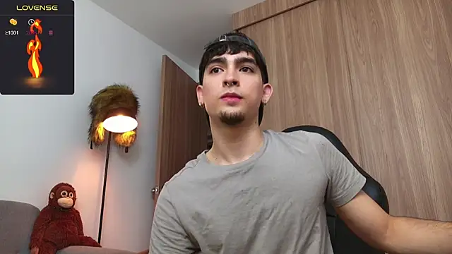 Snapshot of zenn_rush1 chatting on 01.13.25 zenn rush1 online show from 01.13.25