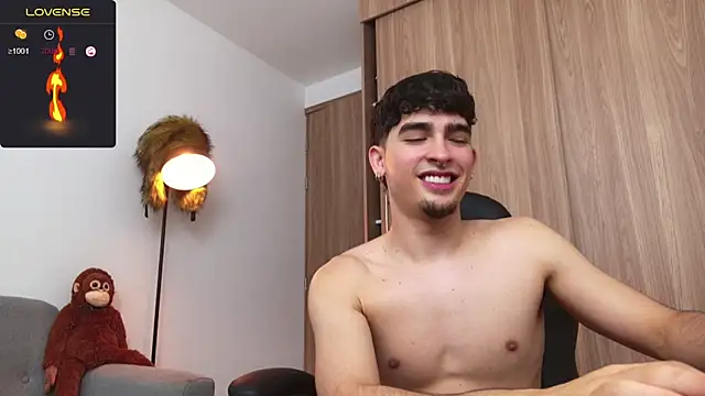 Snapshot of zenn_rush1 chatting on 01.13.25 zenn rush1 online show from 01.13.25