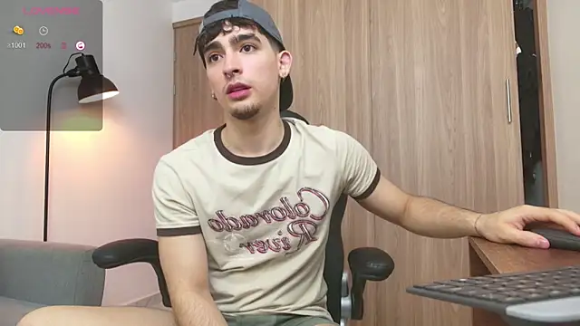 Snapshot of zenn_rush1 chatting on 02.03.25 zenn rush1 online show from 02.03.25