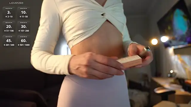 Coconutkittyy online show from 04.07.26