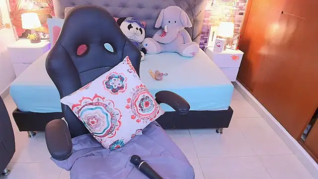 italy   boobs online show from 10.13.25