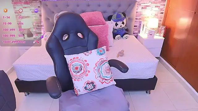 italy   boobs online show from 11.14.25