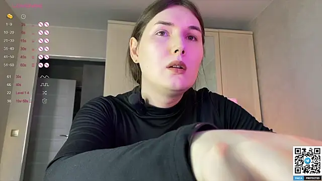 Maria Bowie online show from 09.25.25