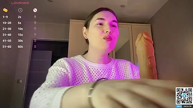 Maria Bowie online show from 04.10.26