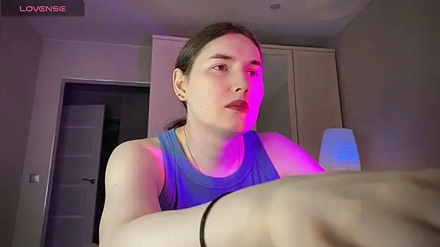 Snapshot of Maria_Bowie chatting on 05.21.26 Maria Bowie online show from 05.21.26