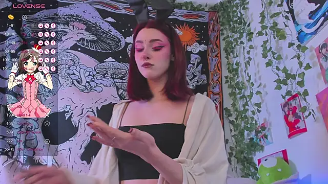 Snapshot of kissthasky chatting on 09.14.25 kissthasky online show from 09.14.25