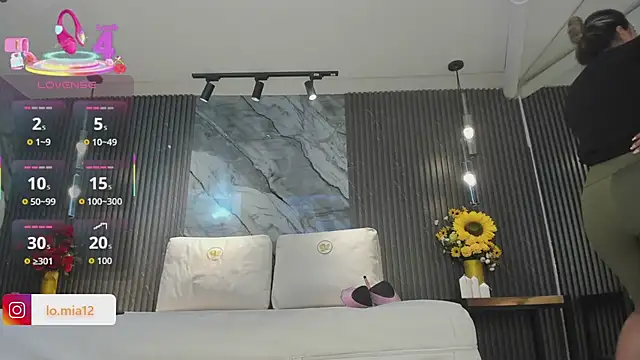 Snapshot of julietha_taylor chatting on 04.18.26 julietha taylor online show from 04.18.26