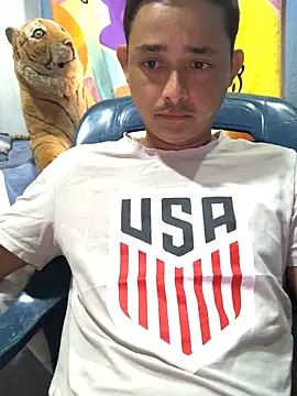 isacalejandroo online show from 03.09.25