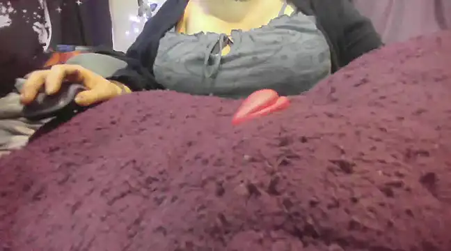 Alli Kat online show from 01.04.25