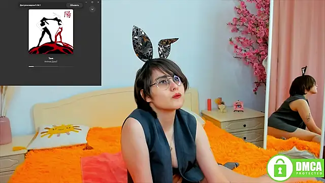 Snapshot of Funny_bunnyy chatting on 12.27.24 Funny bunnyy online show from 12.27.24
