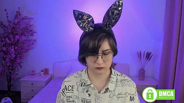 Snapshot of Funny_bunnyy chatting on 01.11.25 Funny bunnyy online show from 01.11.25