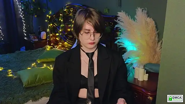 Snapshot of Funny_bunnyy chatting on 01.20.25 Funny bunnyy online show from 01.20.25