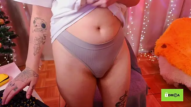 Snapshot of Funny_bunnyy chatting on 01.22.25 Funny bunnyy online show from 01.22.25
