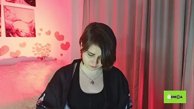 Snapshot of Funny_bunnyy chatting on 02.14.25 Funny bunnyy online show from 02.14.25