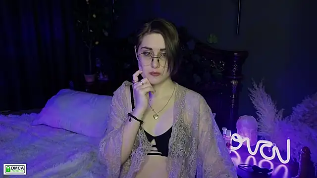 Snapshot of Funny_bunnyy chatting on 02.26.25 Funny bunnyy online show from 02.26.25