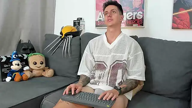 Snapshot of JeanBroc chatting on 07.16.26 JeanBroc online show from 07.16.26