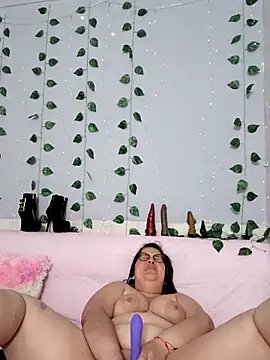 Snapshot of kiara_scottt chatting on 02.22.26 kiara scottt online show from 02.22.26