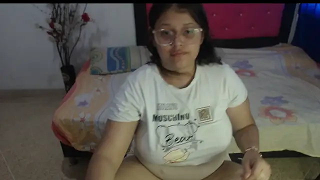 Snapshot of angel_barbie_1 chatting on 09.17.25 angel barbie 1 online show from 09.17.25