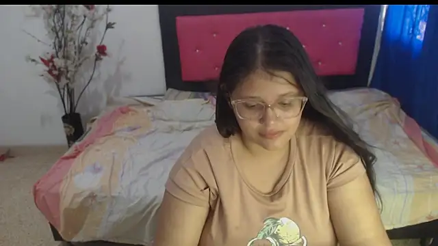 Snapshot of angel_barbie_1 chatting on 09.30.25 angel barbie 1 online show from 09.30.25