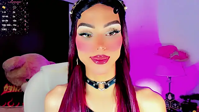 Snapshot of dollswit01 chatting on 03.08.25 dollswit01 online show from 03.08.25