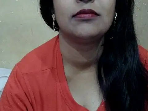 Snapshot of CUET-INDIA chatting on 02.12.25 CUET-INDIA online show from 02.12.25