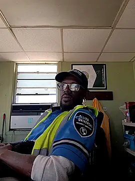 Snapshot of Txdarkmeat74 chatting on 03.19.26 Txdarkmeat74 online show from 03.19.26