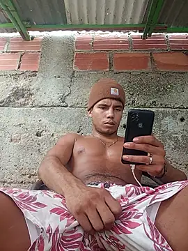 Snapshot of alex_candela chatting on 11.13.25 alex candela online show from 11.13.25