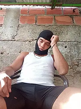 Snapshot of alex_candela chatting on 11.19.25 alex candela online show from 11.19.25