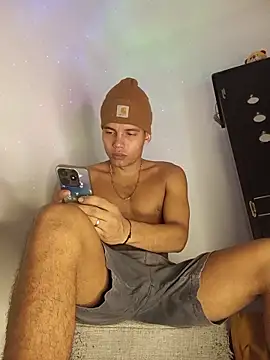 Snapshot of alex_candela chatting on 02.01.26 alex candela online show from 02.01.26